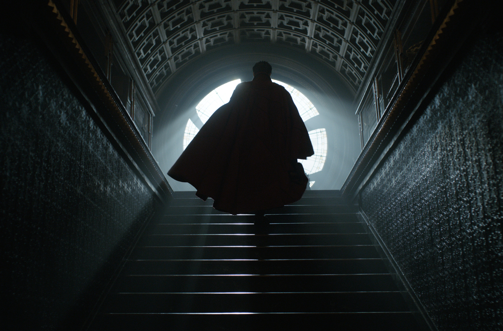 Marvel's DOCTOR STRANGE Doctor Stephen Strange (Benedict Cumberbatch) Photo Credit: Film Frame ©2016 Marvel. All Rights Reserved.